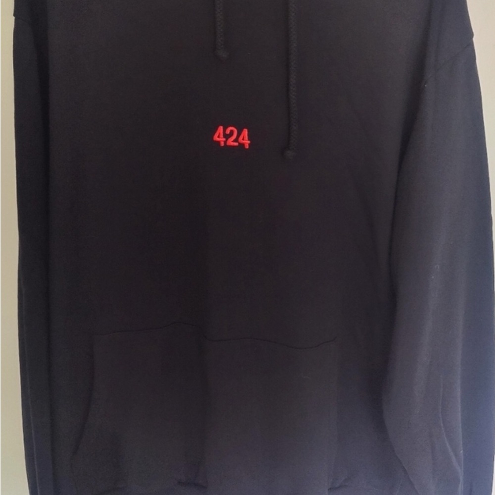 424 by Guillermo Andrade Black Cozy hoodie with Soft Cotton Blend